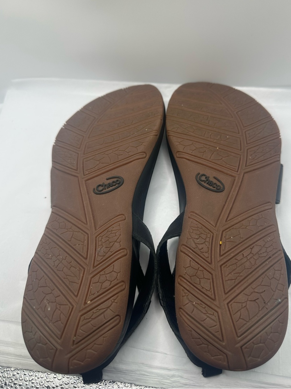Chaco Women's Black Leather Toe-Loop Sandals - Picture 10 of 10